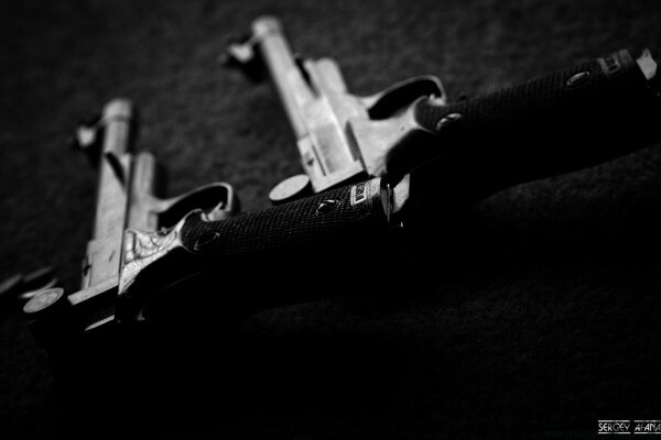 Armas e armas de fogo como crime