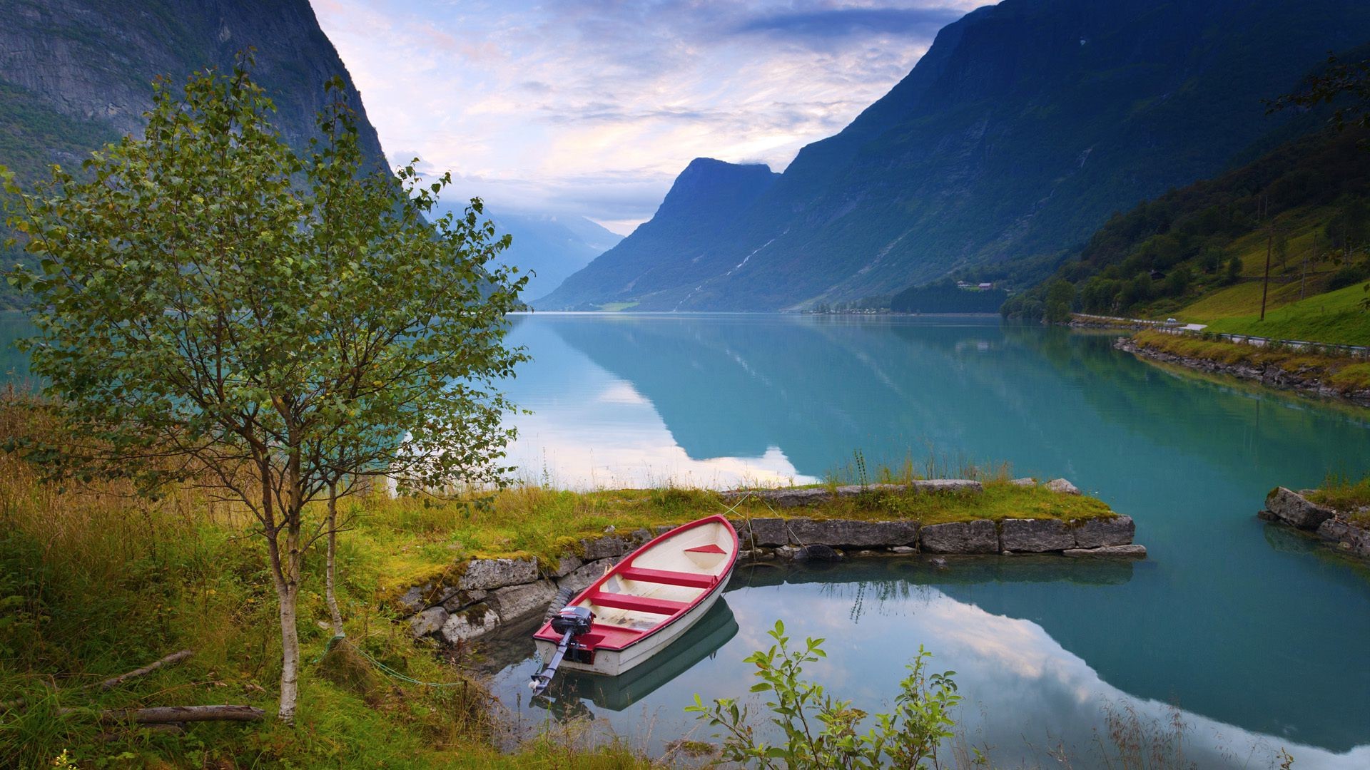 insel wasser reisen landschaft see im freien natur fluss himmel berge landschaftlich holz holz gras sommer