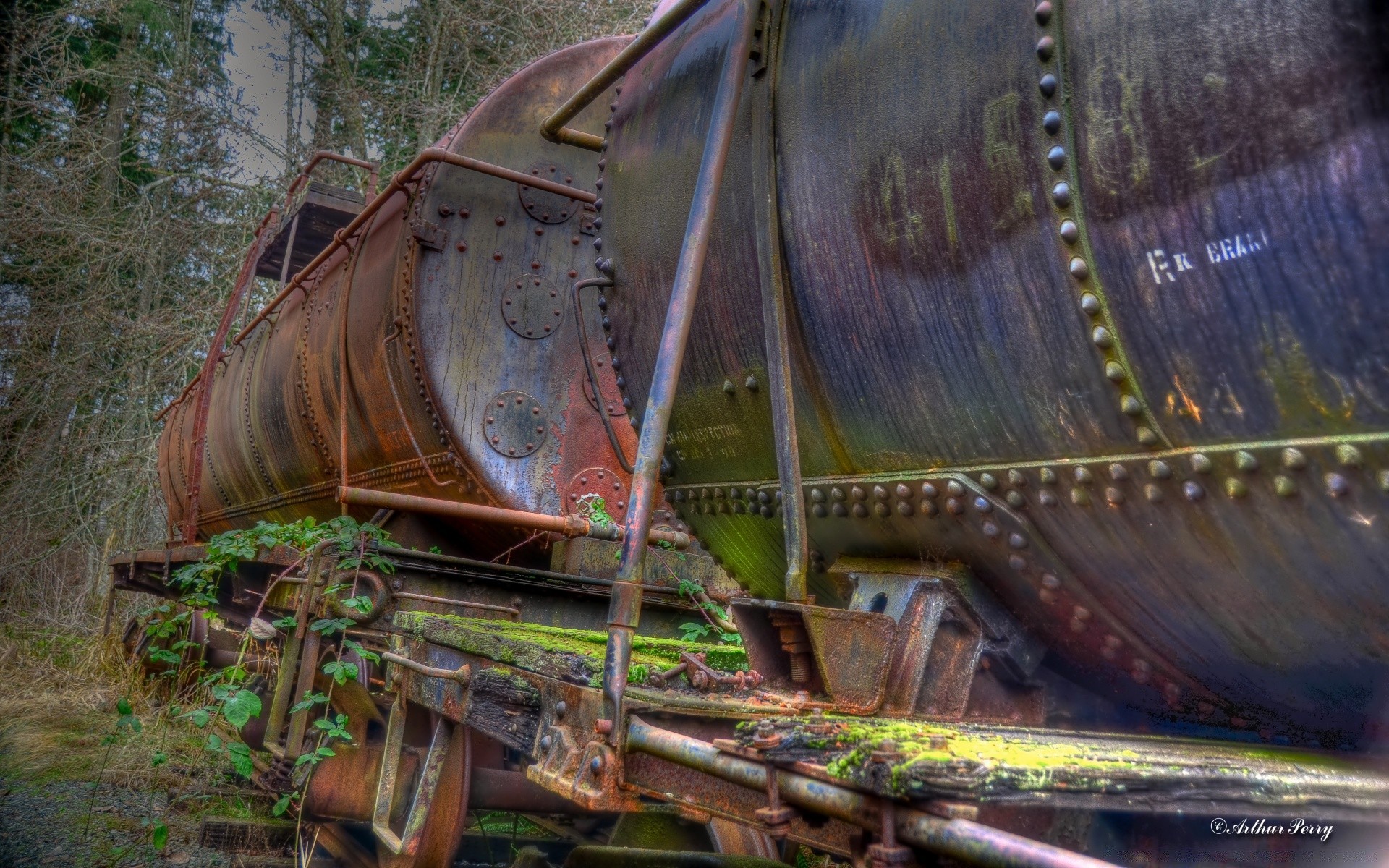 vintage old rusty rust abandoned antique wood steel iron retro trash