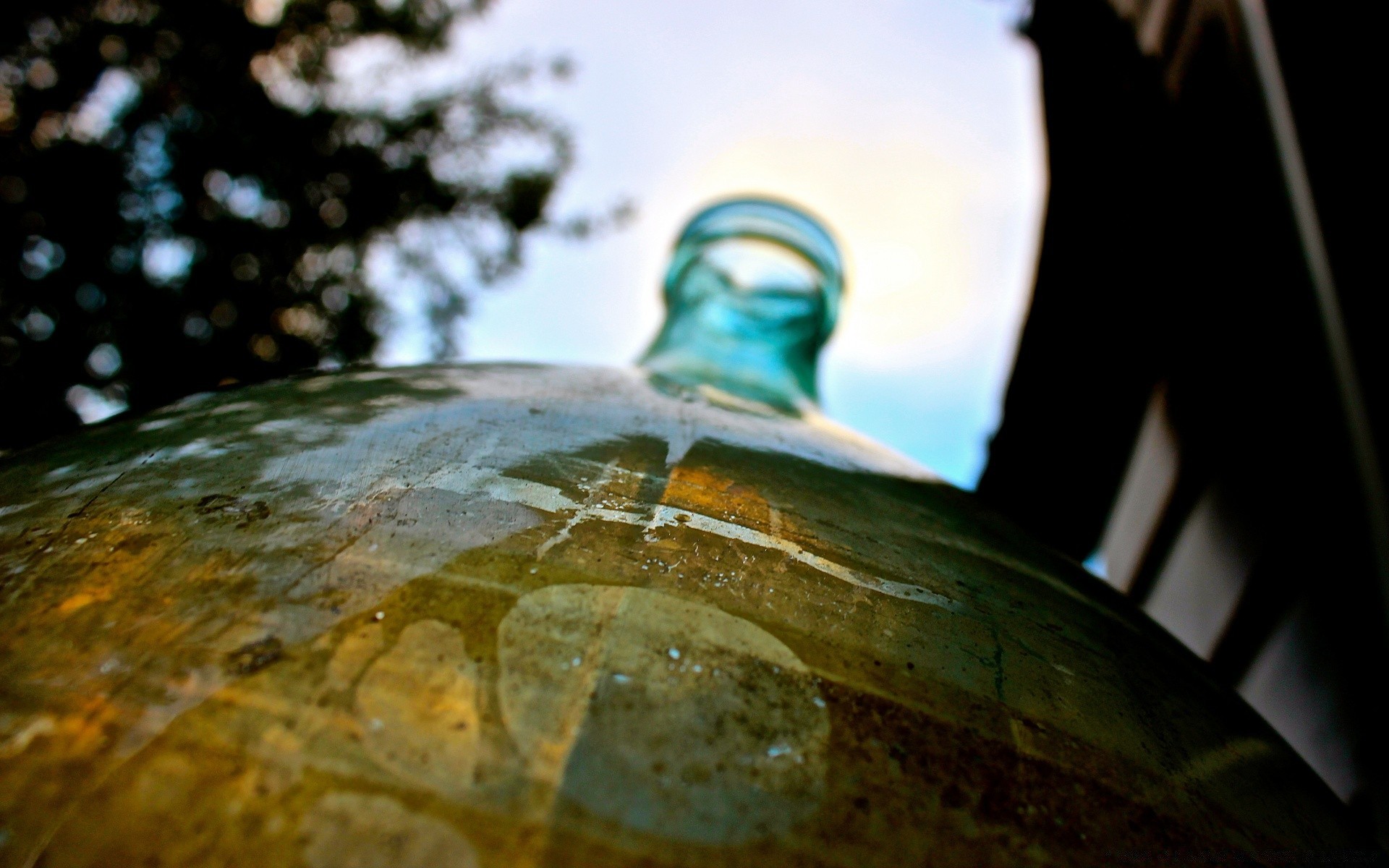 vintage eau goutte pluie bouteille nature verre boisson lumière liquide froid humide réflexion bière vieux couleur bureau rue conteneur