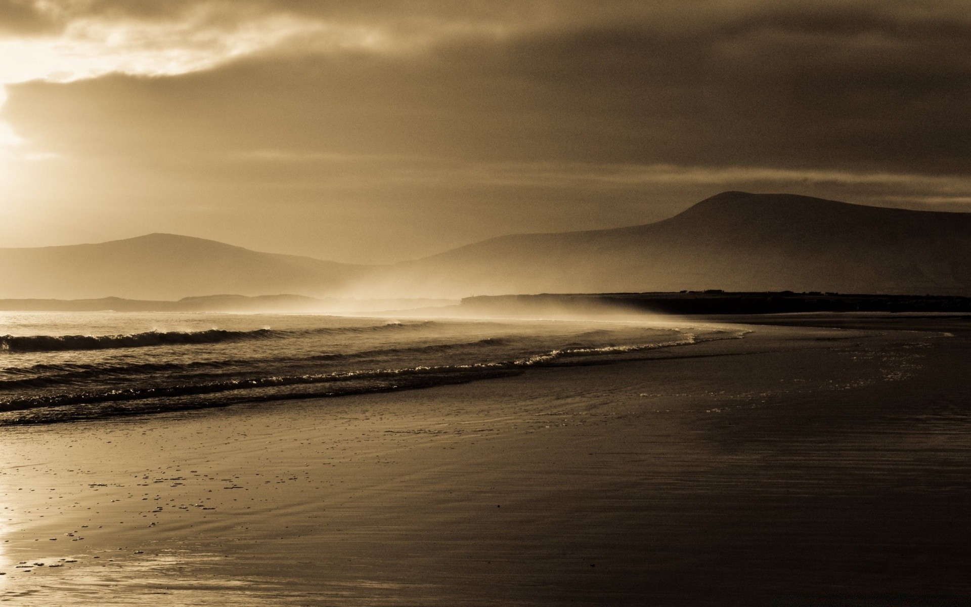 vintage coucher de soleil eau plage mer aube océan paysage paysage ciel soleil tempête crépuscule nature soir sable nuage