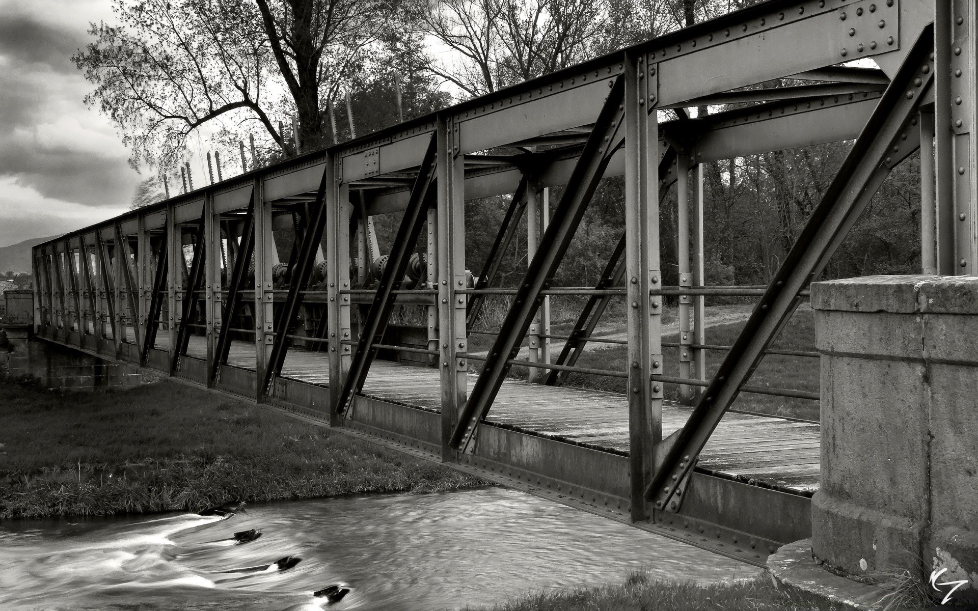 vintage ponte in bianco e nero legno architettura strada