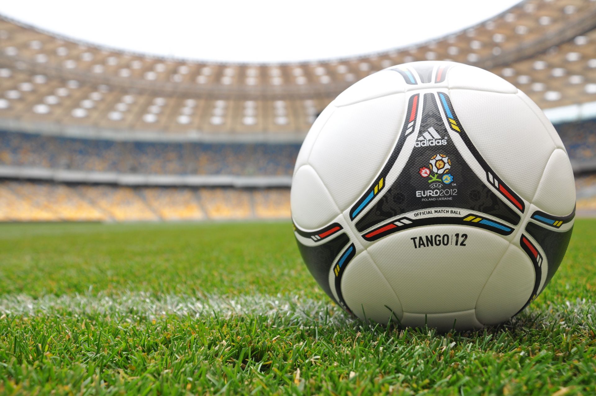 fútbol pelota fútbol competición deporte juego juego meta campo campeonato escuadra estadio ganar partido hierba