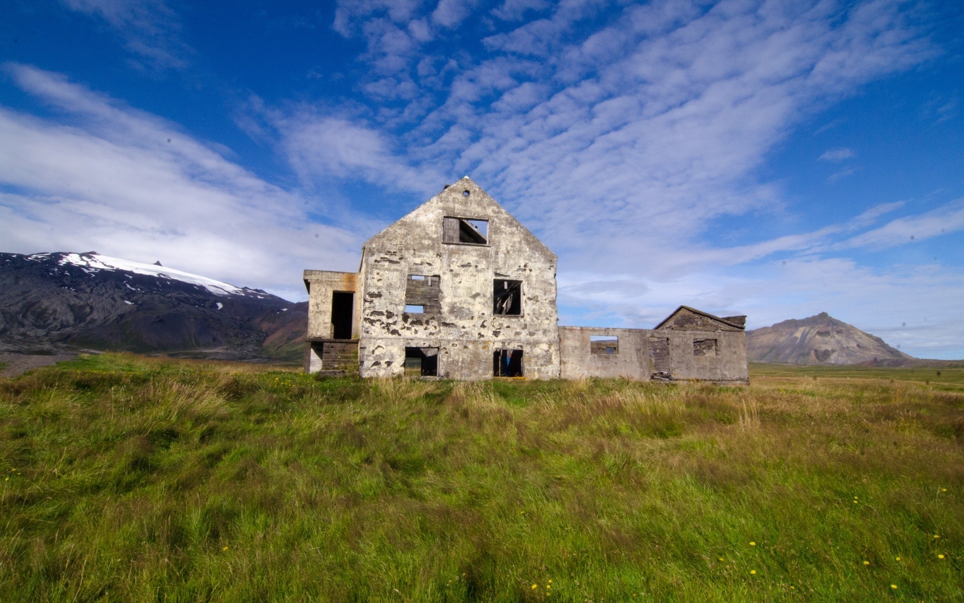 vintage abandoned architecture landscape grass sky building house travel outdoors old barn countryside farm daylight country home