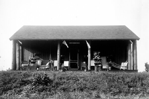 Schwarzes und weißes Vintage-Foto zu Hause