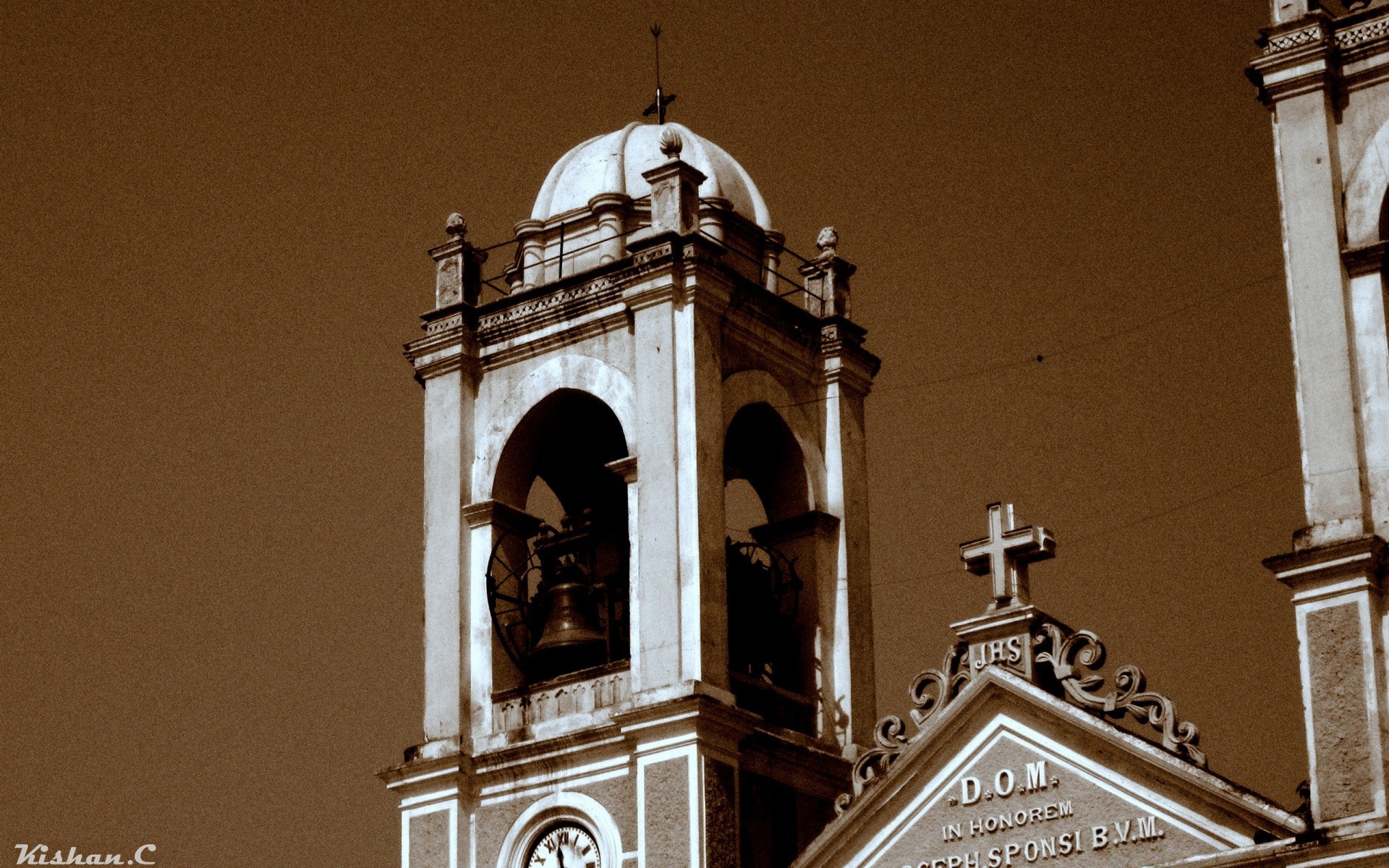 vintage architettura viaggi religione chiesa all aperto cielo antico vecchio casa città luce del giorno torre croce