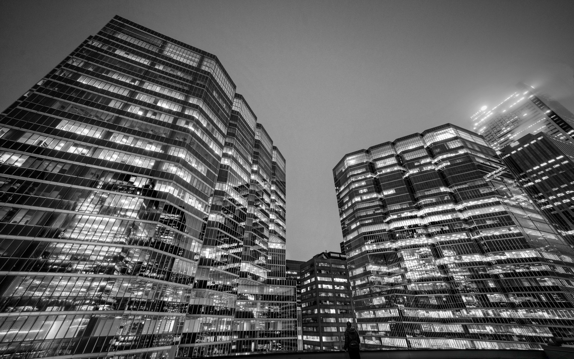 preto e branco cidade arquitetura urbano casa arranha-céu centro da cidade escritório cidade moderno céu expressão janelas skyline vidro reflexão torre o negócio construção alta finança