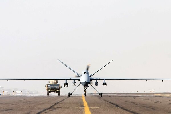 Avión de aviación, avión en el cielo