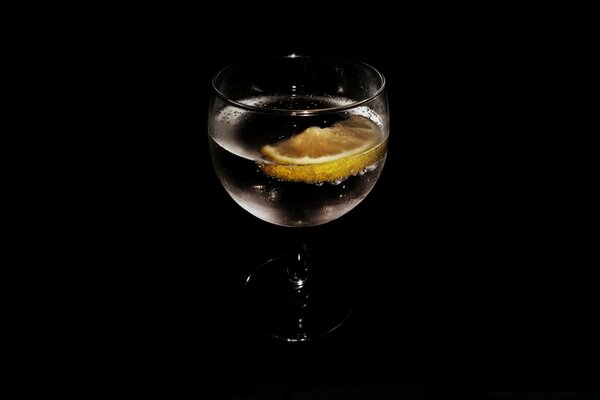 Verre d eau au citron