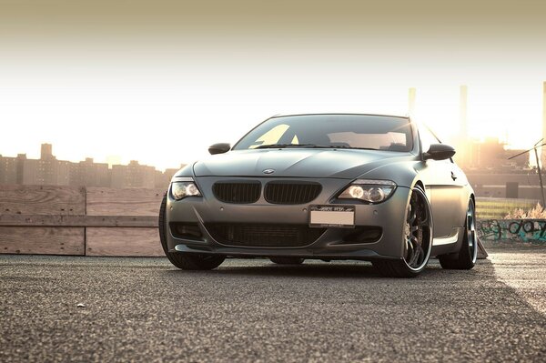 Photo bmw matte at dawn