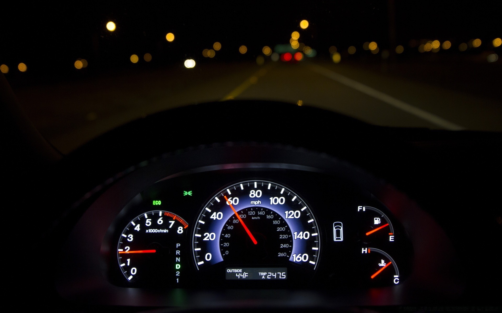 noir tableau de bord voiture compteur de vitesse contrôle voiture disque lumière vitesse rapide odomètre jauge système de transport cadran tableau de bord outil aiguille course