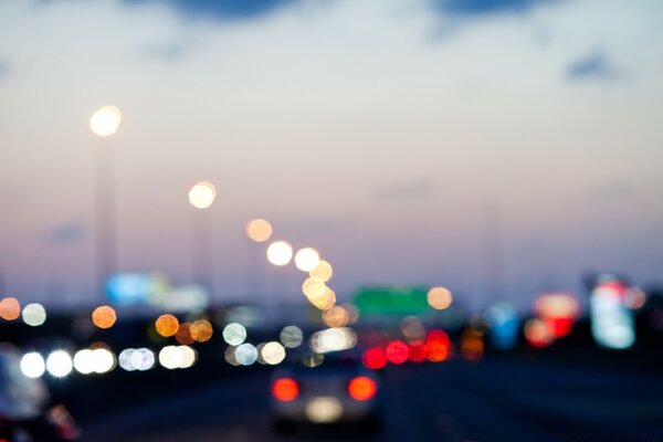 Foto borrosa de la carretera de Navidad