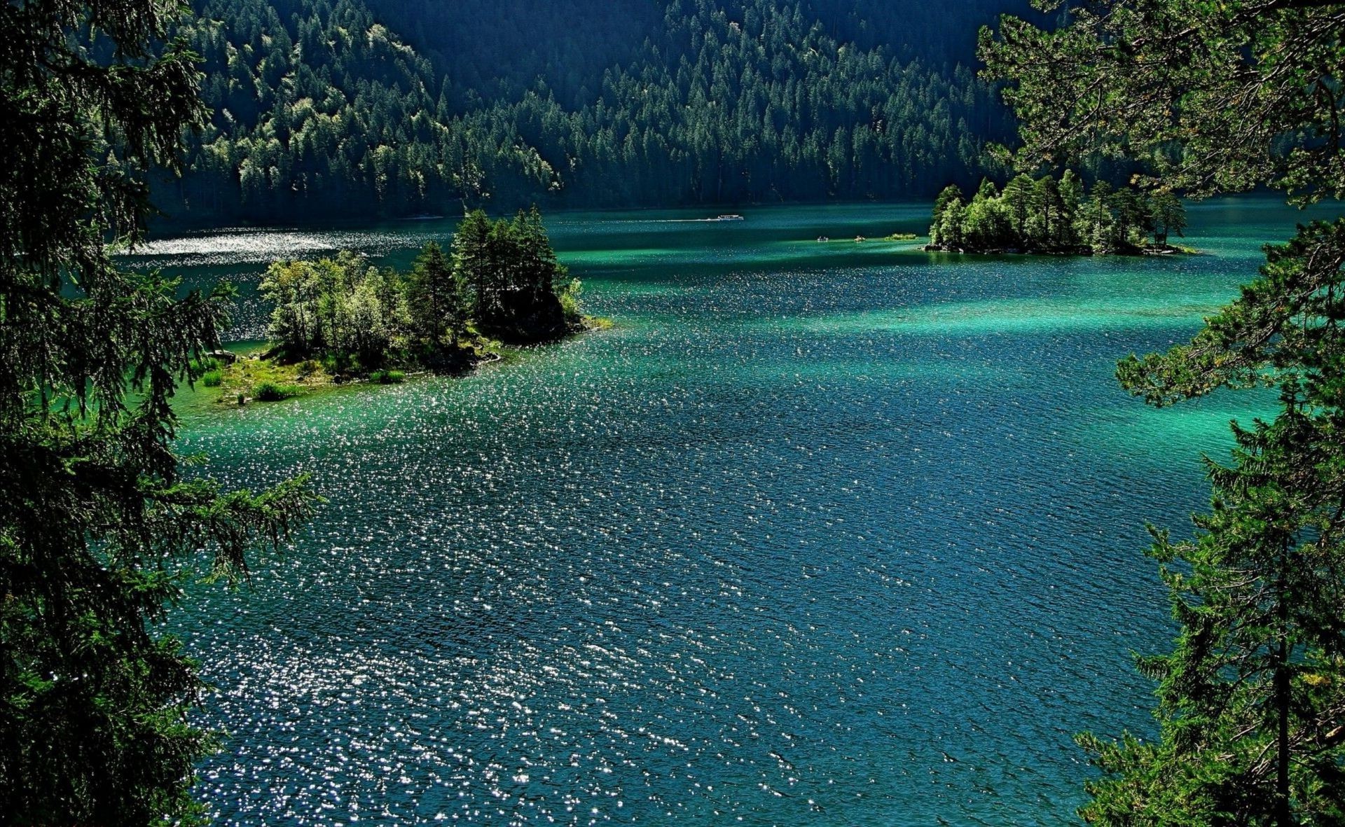 着名的地方 水 旅游 自然 树 景观 户外 湖 木 天空 夏天 河流 风景