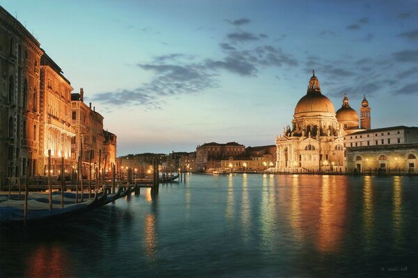 Vista serale del fiume dal Ponte