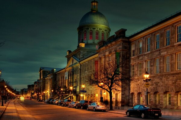 Mercado nocturno de Bonsecours en Quebec