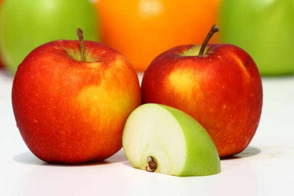 Healthy food from juicy apples