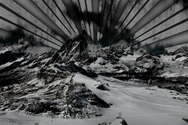 Montagne Monochrome avec abstraction