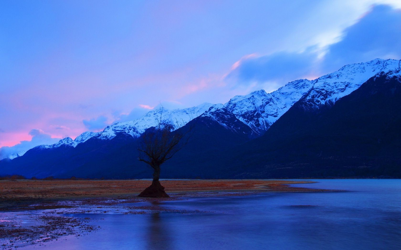 lac eau montagnes aube coucher de soleil voyage neige nature à l extérieur ciel soir paysage réflexion crépuscule