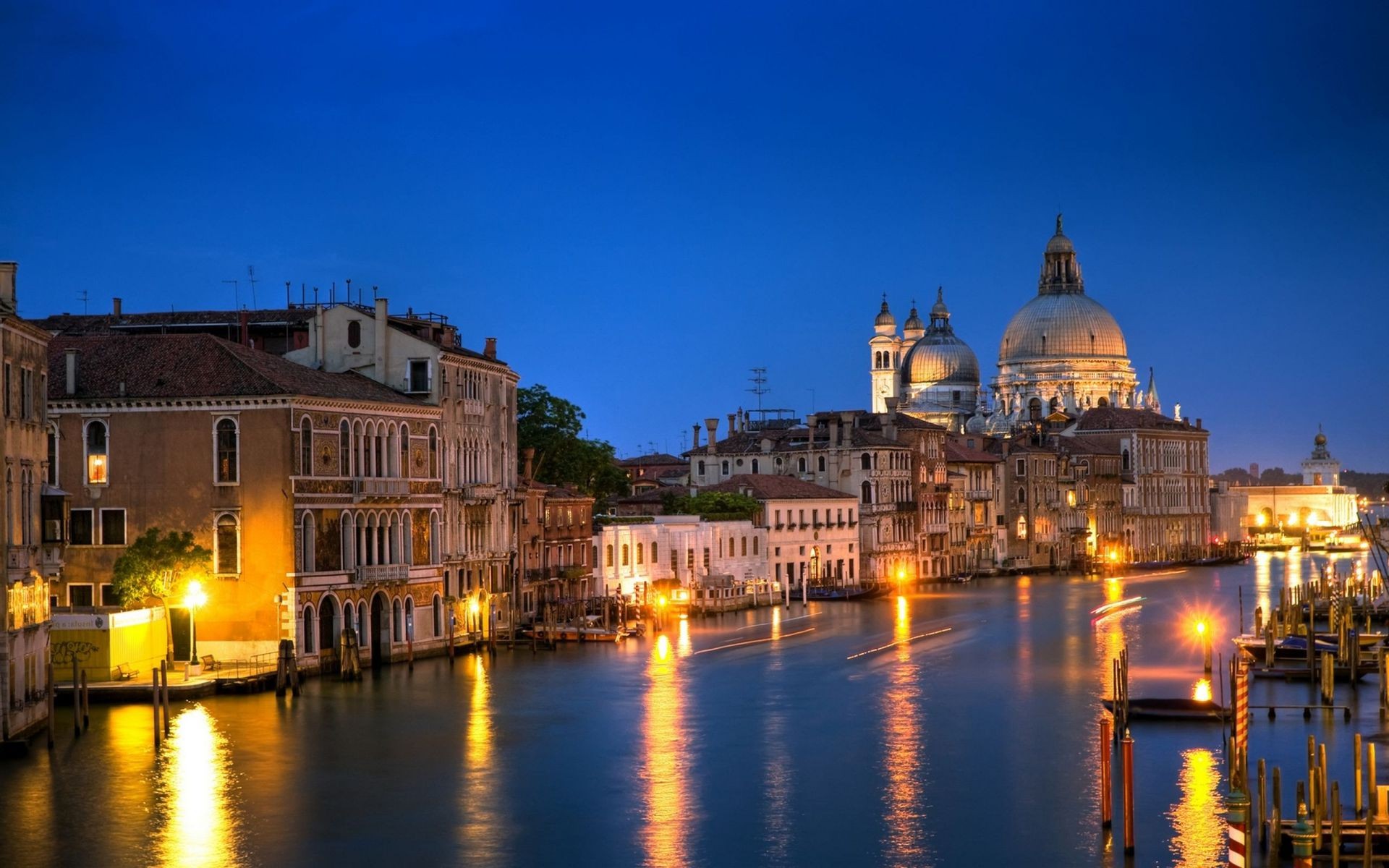 città architettura viaggi acqua crepuscolo fiume sera canale ponte casa all aperto tramonto cielo riflessione illuminato chiesa cattedrale veneziano città