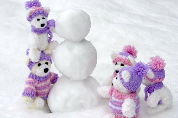 Handgemachte Winter-Daunen-Spielzeug