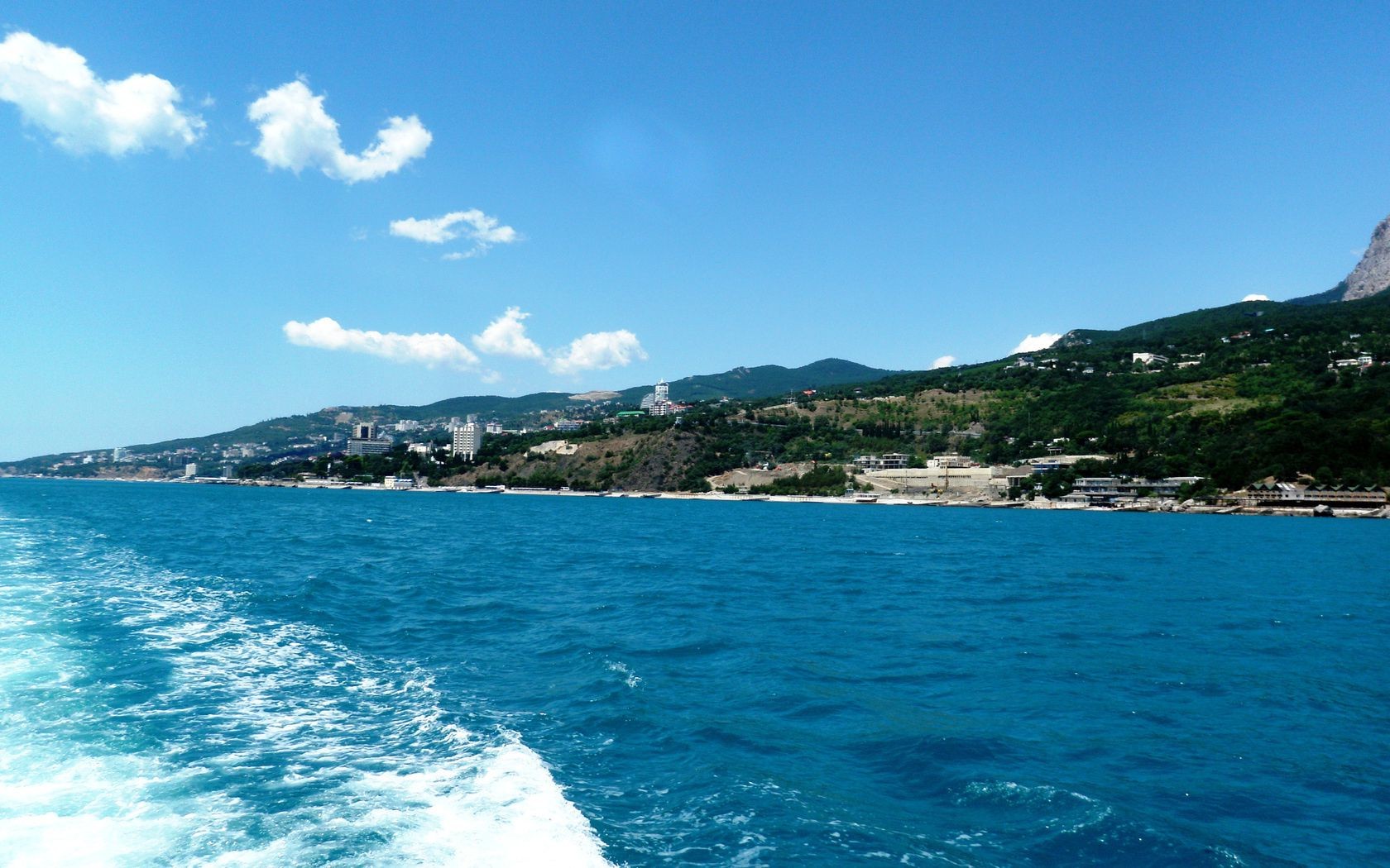 mer et océan mer mer eau voyage plage île océan paysage été baie ciel paysage lumière du jour à l extérieur vacances nature