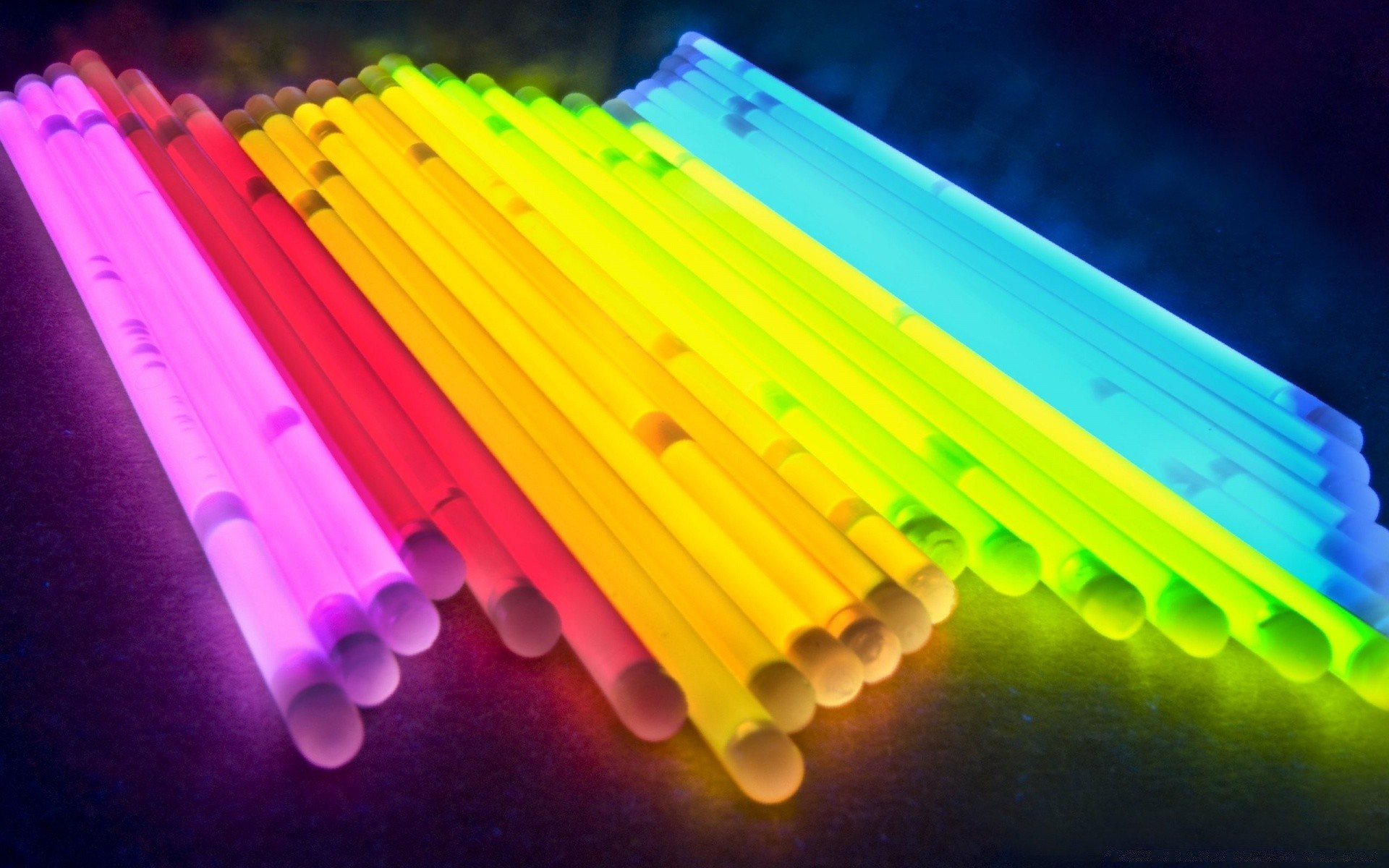 pintura brillante abigarrado educación color lápiz escuela arco iris hardware arte composición escritorio desenfoque brillante resumen