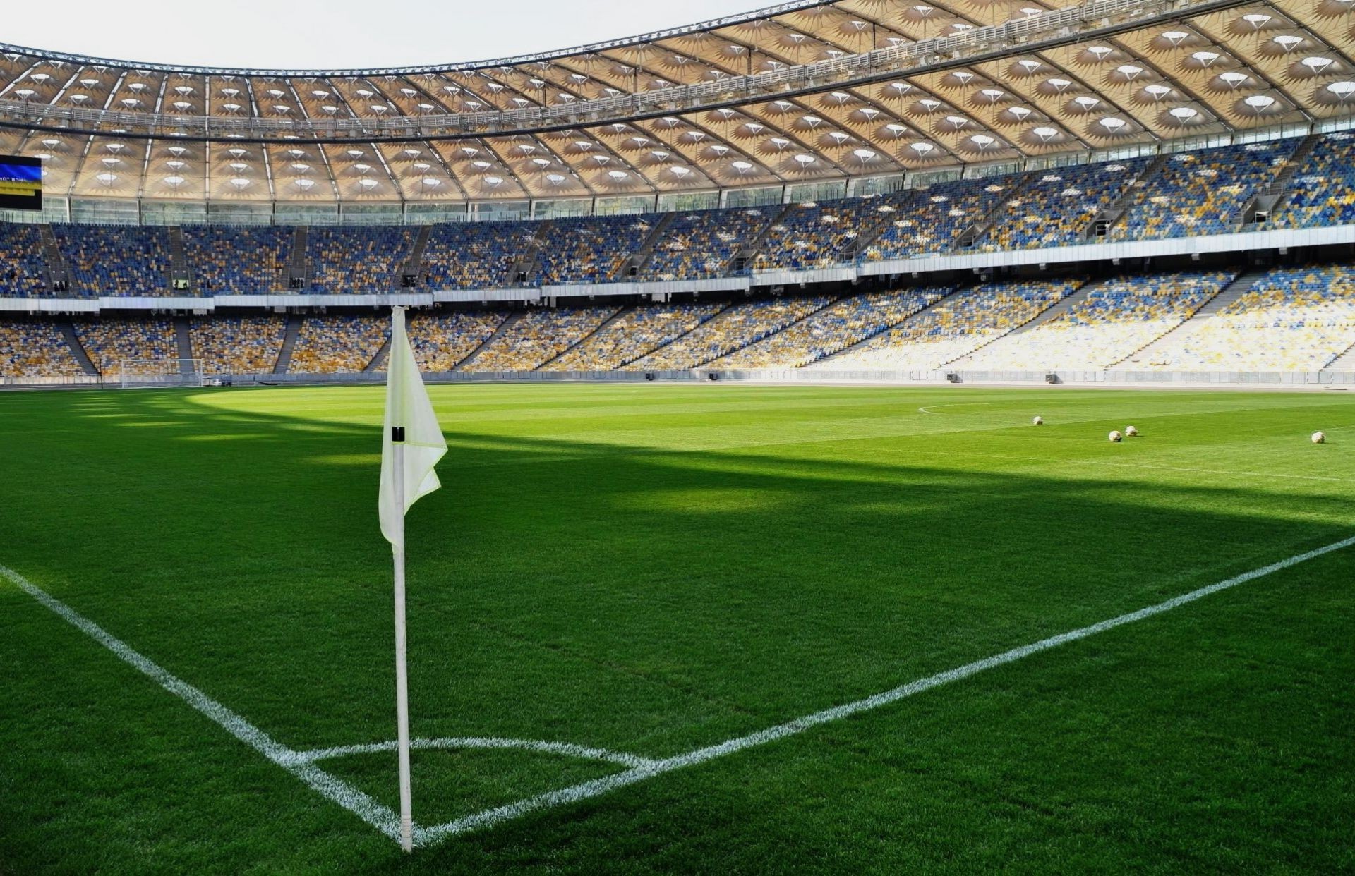 fußball stadion fußball feld gras ball spiel wettbewerb sport verein ziel rasen boden im freien spielen