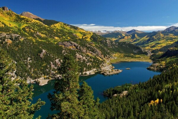 Lago montañas agua naturaleza