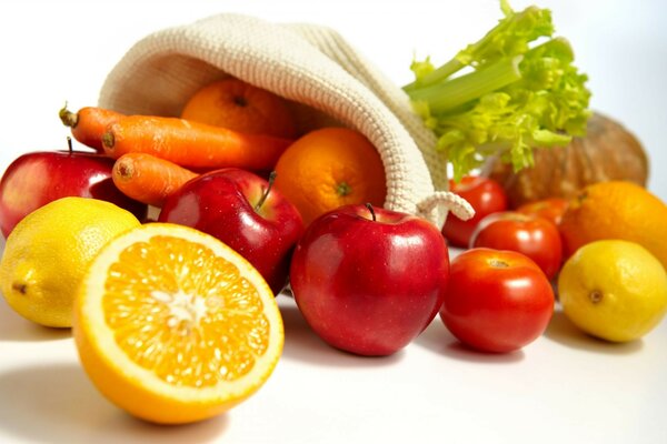 Alimentos verduras limones naranjas zanahorias frutas manzanas