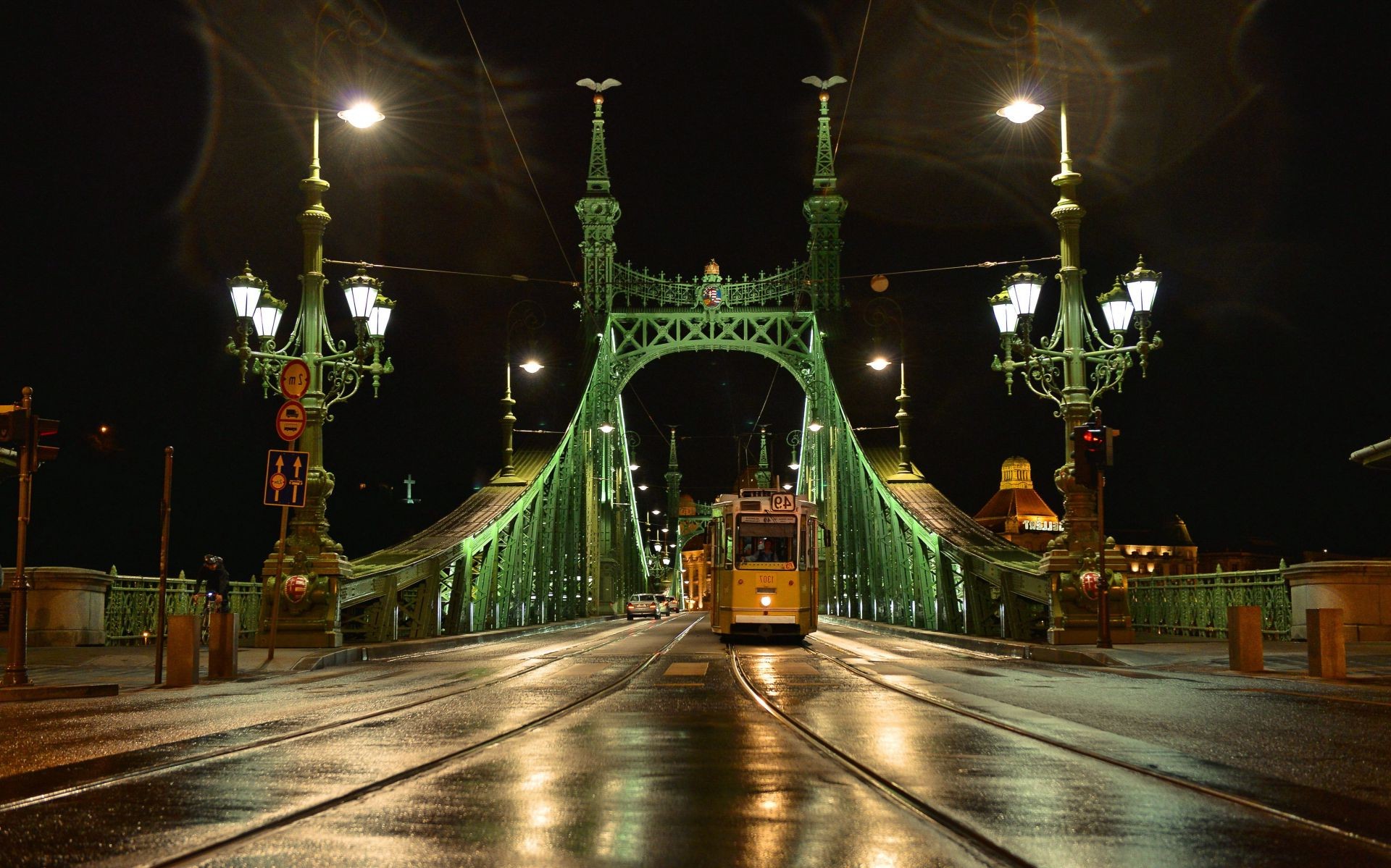 brücken reisen straße licht brücke abend stadt hintergrundbeleuchtung verkehr straße urban architektur dämmerung unschärfe szene haus transportsystem lampe auto