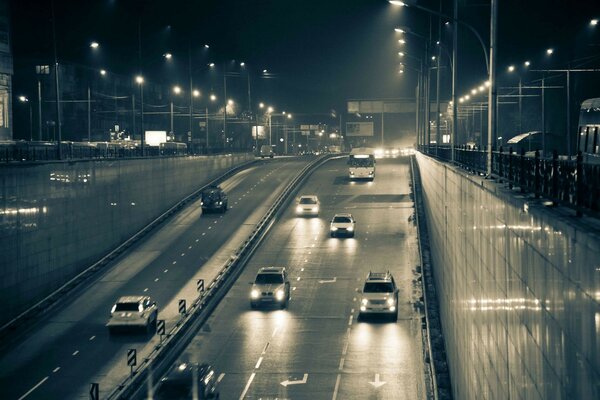 Architettura urbana sotto forma di autostrada