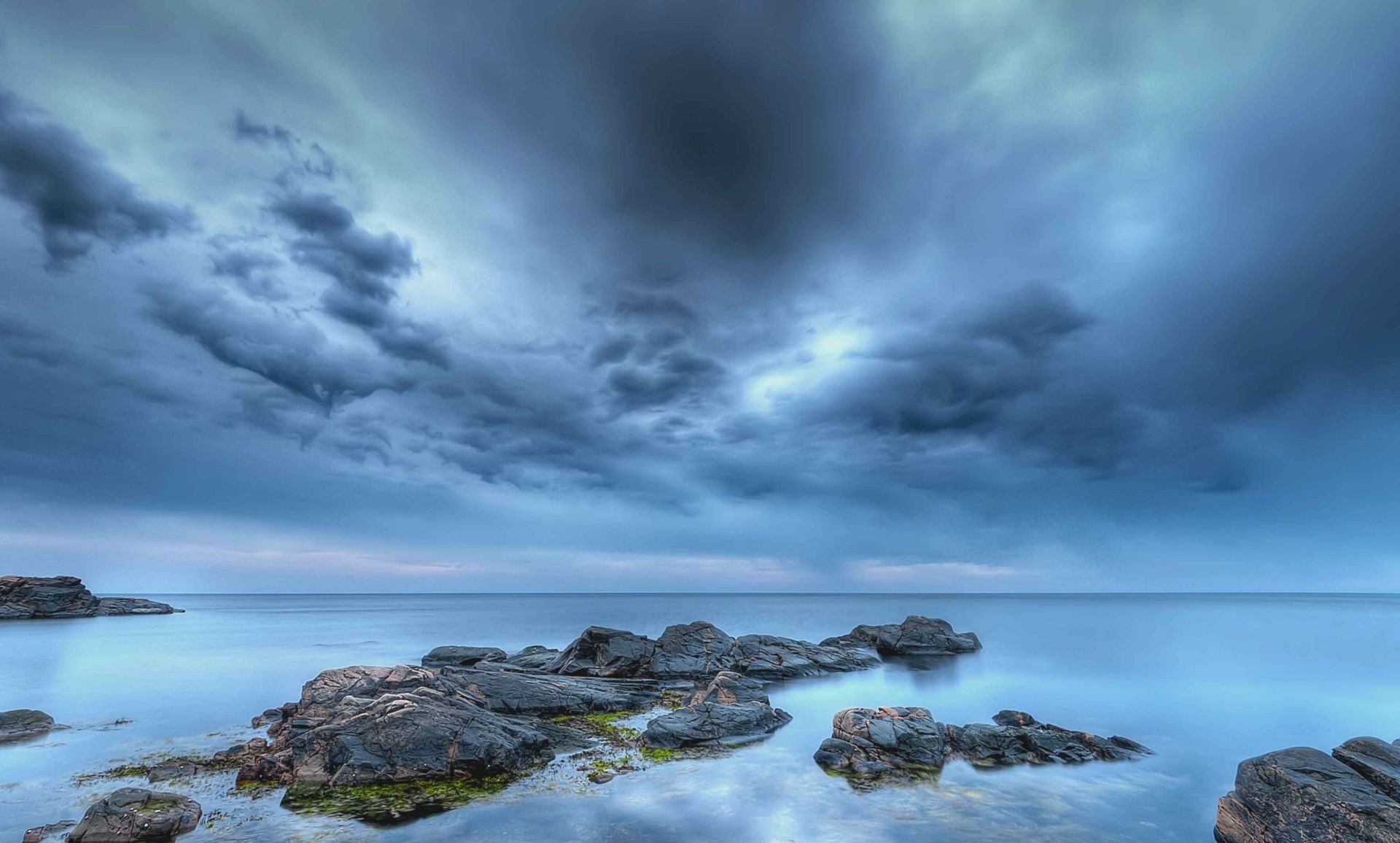 ciel eau coucher de soleil mer ciel océan plage mer paysage voyage paysage crépuscule tempête à l extérieur soir aube nature