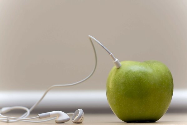 Charging health from a cracked apple