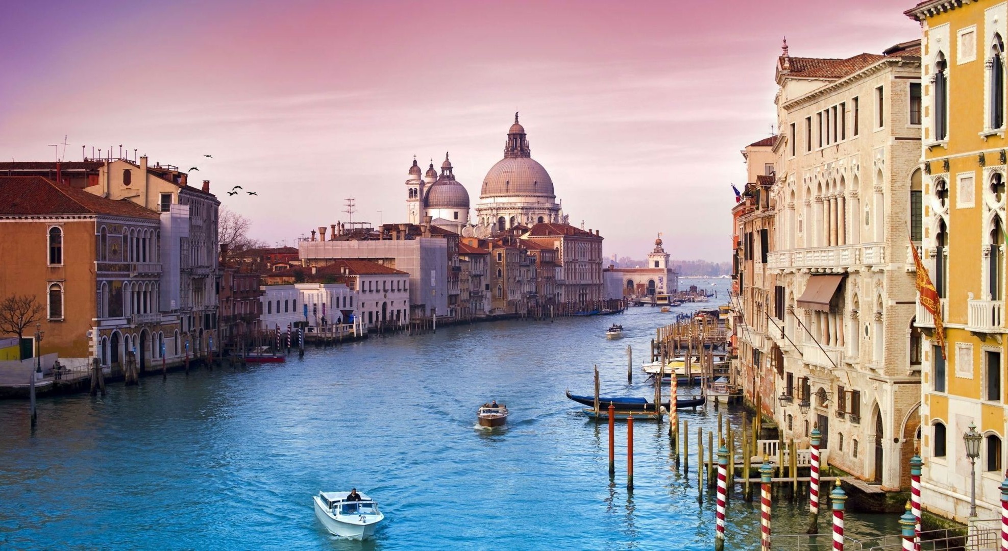 stadt gondeln venezianer kanal architektur reisen wasser haus tourismus gondoliere stadt stadt reflexion im freien dämmerung himmel schauspiel alt brücke