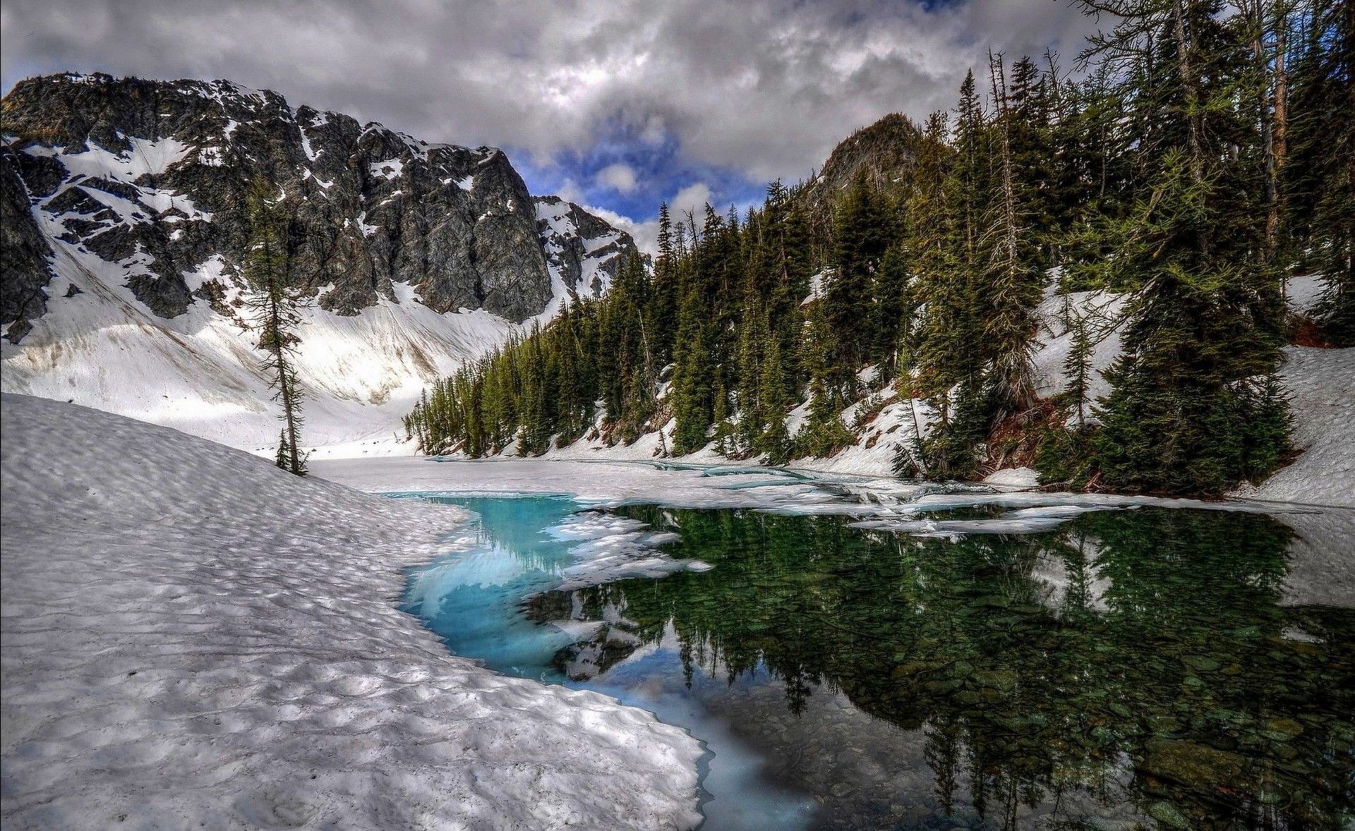 fiumi stagni e torrenti stagni e torrenti neve montagna paesaggio natura legno viaggi inverno scenic acqua freddo ghiaccio albero cielo all aperto