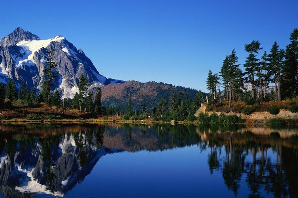 Natur Wald See Berge Schnee Landschaft