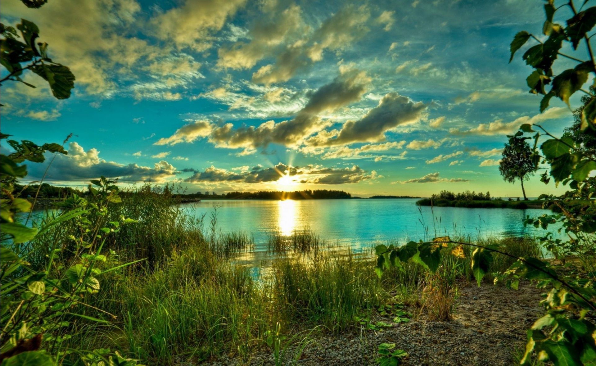 coucher de soleil et aube eau nature paysage ciel coucher de soleil lac aube été voyage arbre à l extérieur soleil nuage beau temps