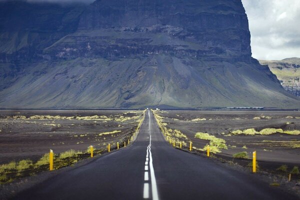 Landscape of the road going towards the canyon