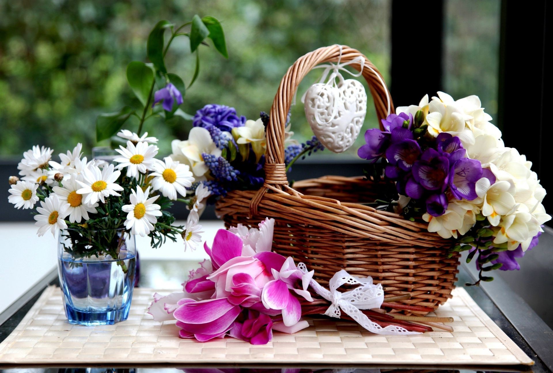 fleurs fleur bouquet nature panier décoration flore été floral jardin vase feuille pâques belle bluming romantique cluster pétale osier lumineux