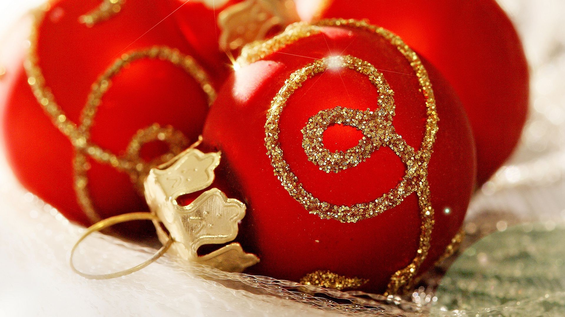 christmas winter celebration decoration thread gift shining gold ball merry bangle bow advent traditional season ornate romantic love sphere