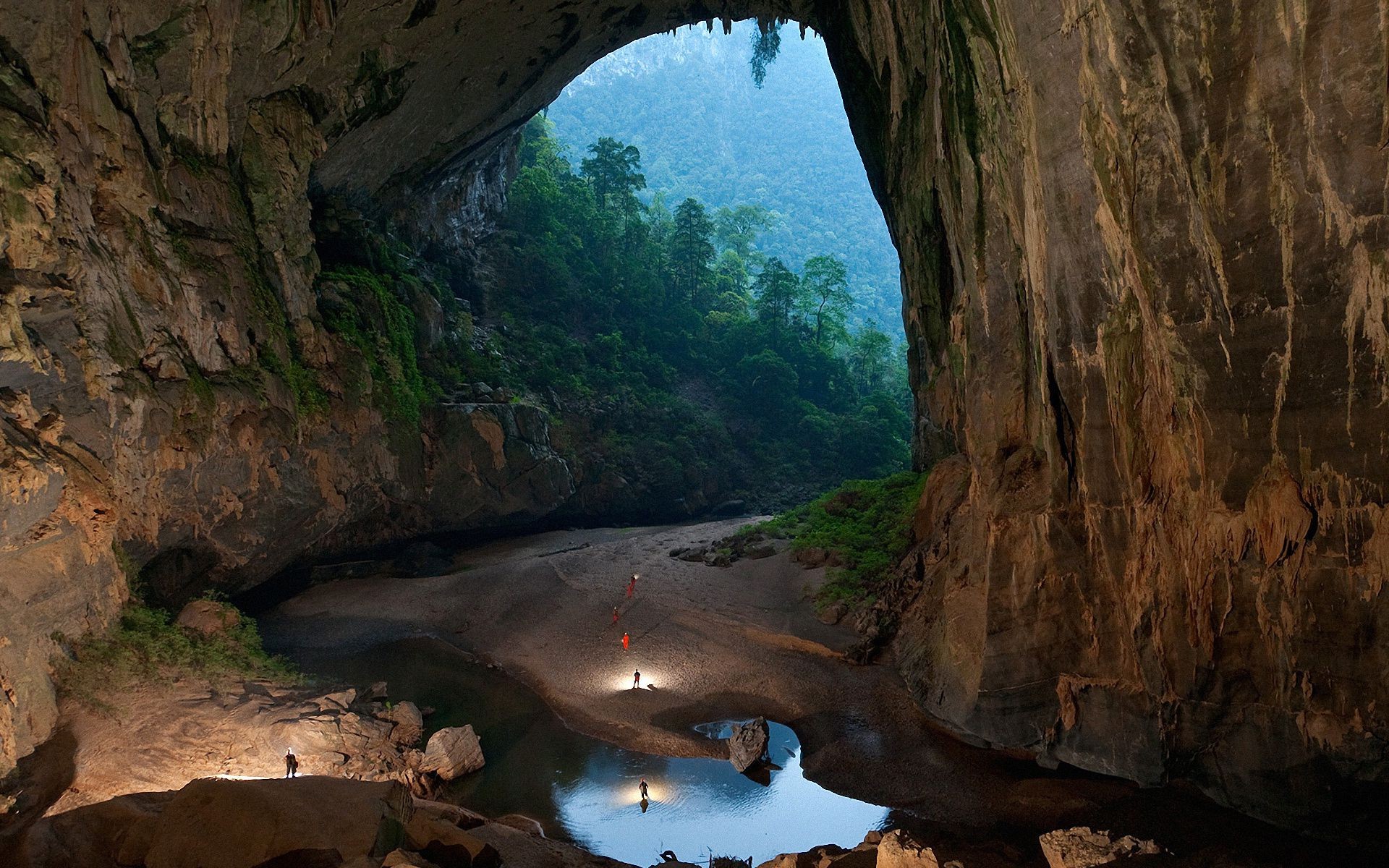 berühmte orte wasser höhle reisen rock landschaft fluss natur baum berge im freien kalkstein