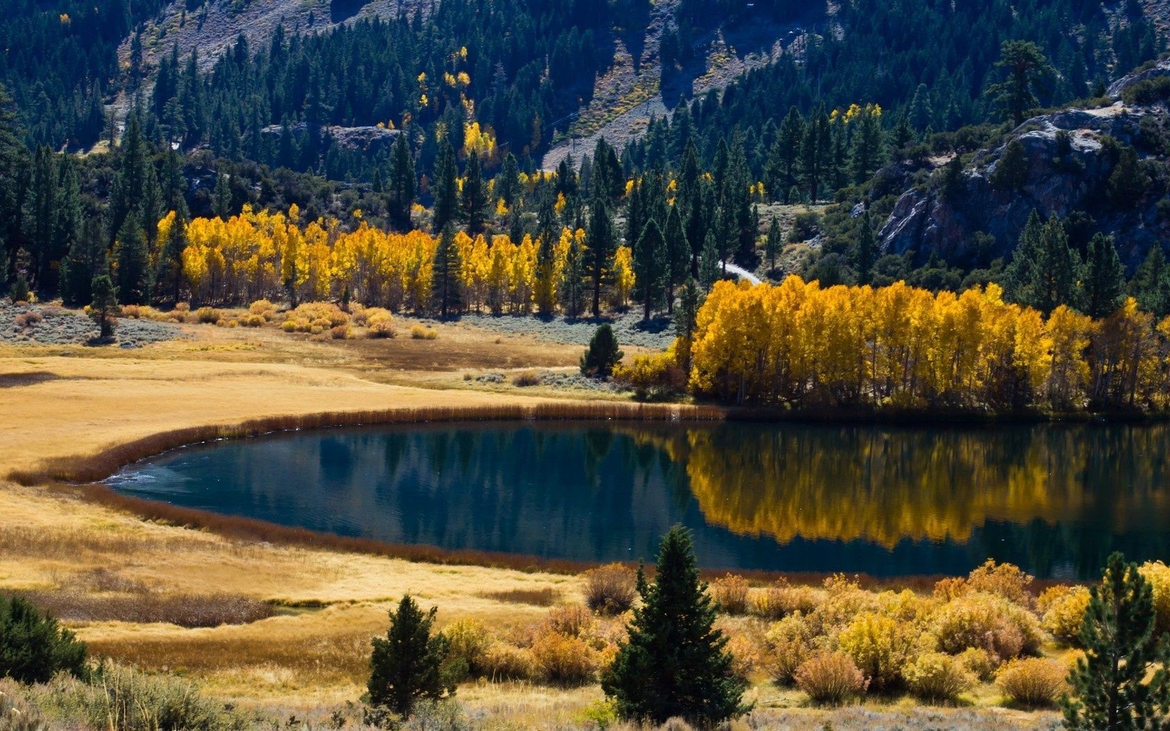 montagna lago acqua legno scenic paesaggio albero autunno all aperto fiume natura conifere riflessione luce del giorno montagna viaggi evergreen cielo