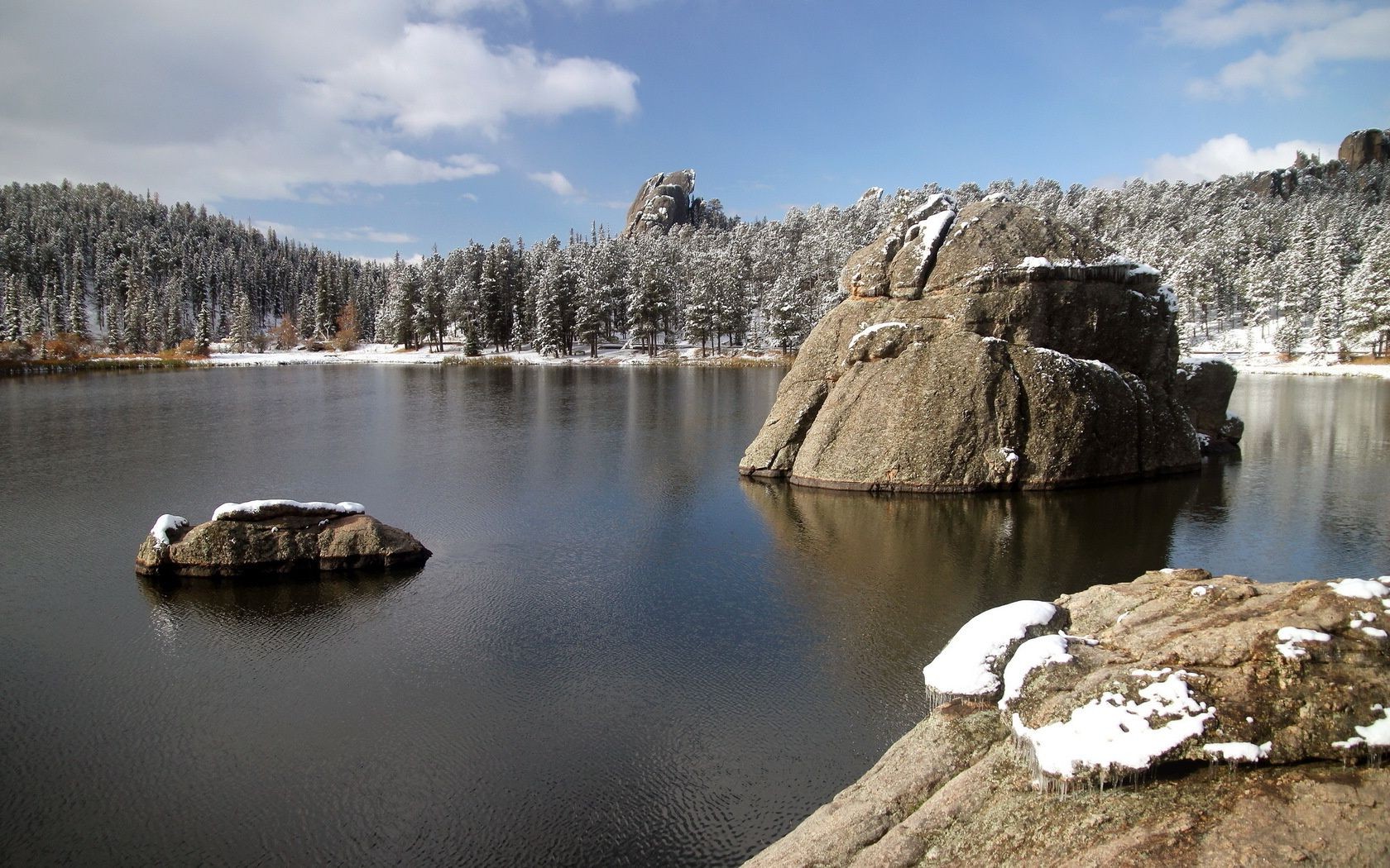 paysage eau paysage voyage lac nature réflexion rock ciel rivière à l extérieur neige montagnes bois bois scénique