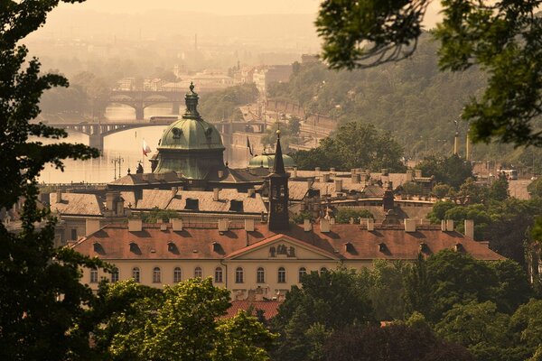 Przykład architektury klasycznej w mieście