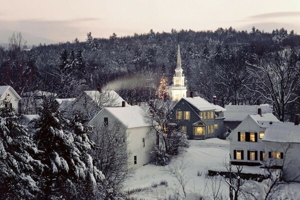 Hiver froid et neigeux dans le village