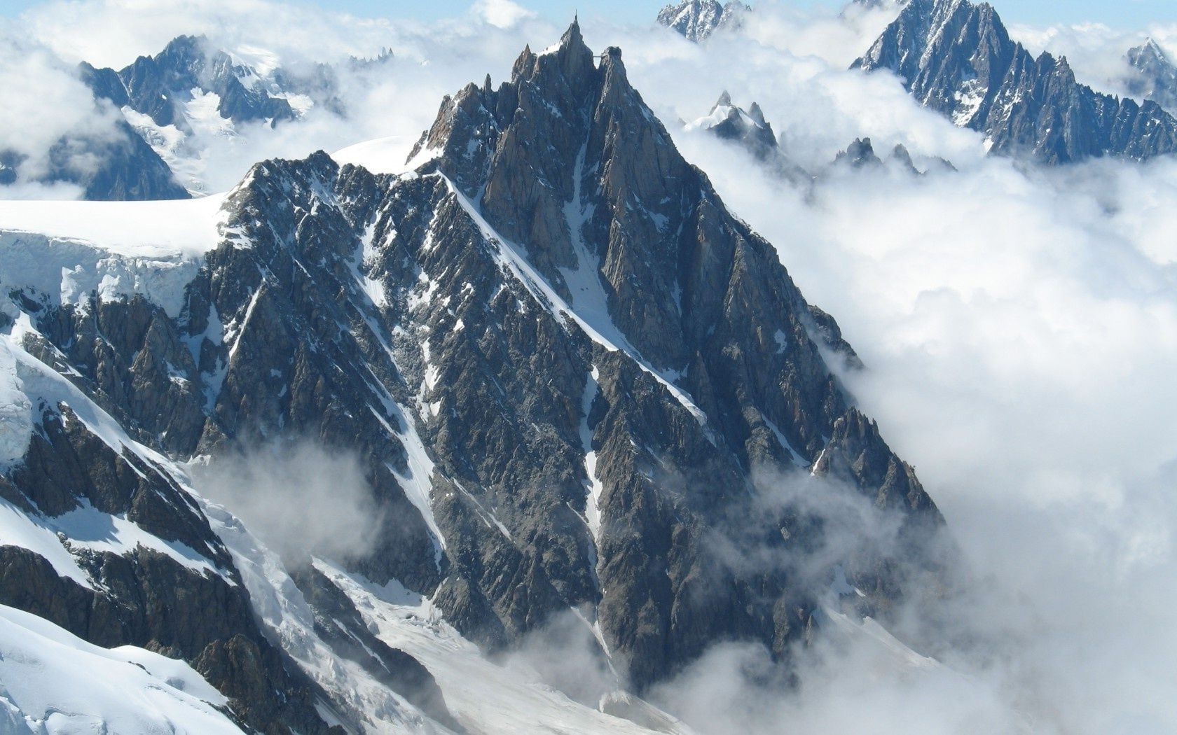 invierno nieve montañas hielo frío subir glaciar pico de montaña pinnacle alto altitud senderismo escénico