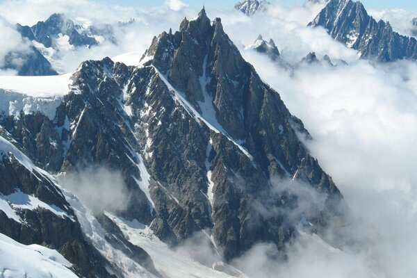 Pics de montagne. Glace et neige d altitude