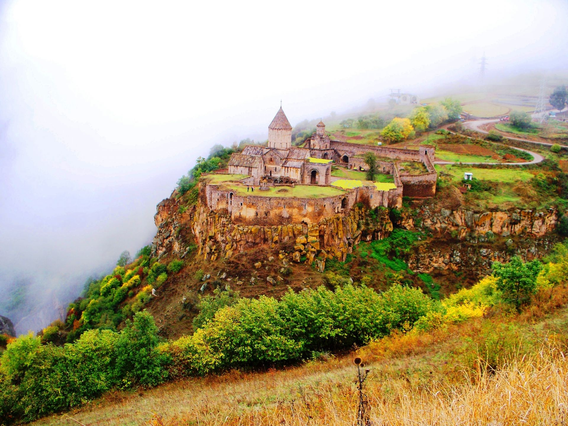 église voyage architecture ciel nature vieux colline à l extérieur antique maison paysage tourisme traditionnel maison été culture château