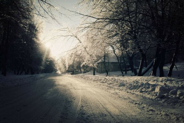 Route d hiver dans son village Natal