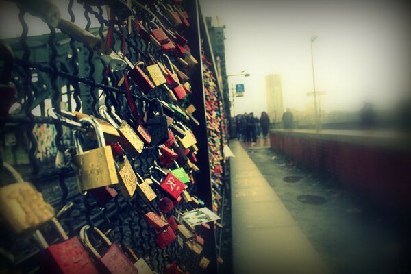 Urban surroundings. Love. hearts